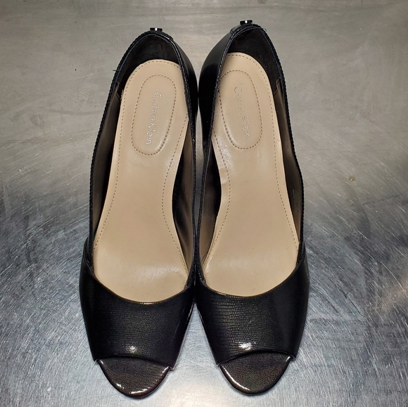 Calvin Klein 2'5" open toe shoes - Picture 7 of 7